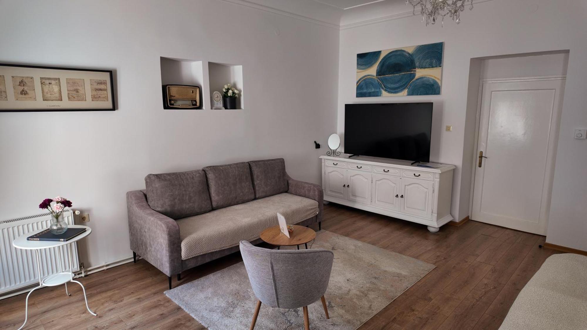 Luxury In Center Of Apartment Zagreb